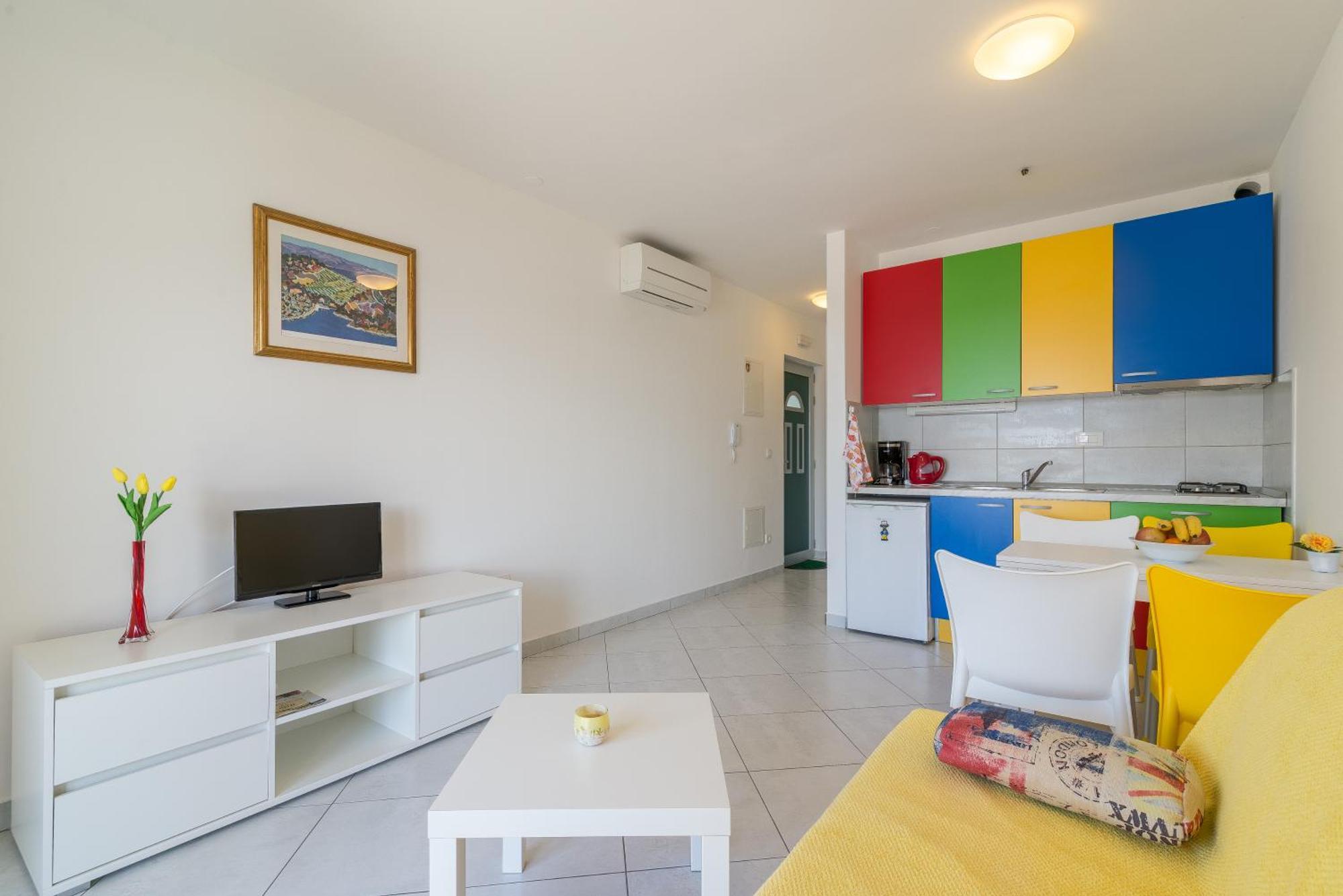 פרימוסטן Beachfront Apartments Villa Sisa מראה חיצוני תמונה