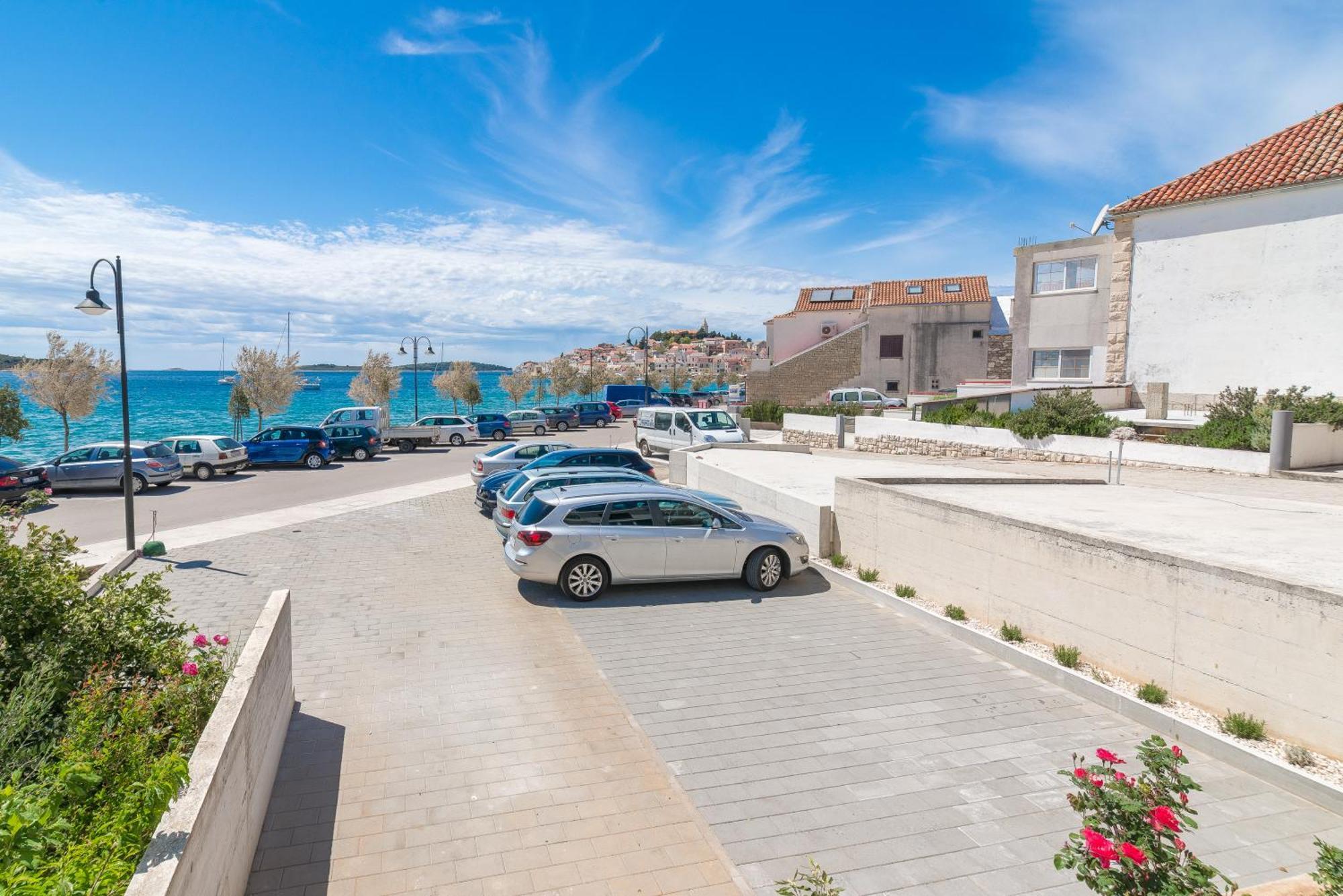 פרימוסטן Beachfront Apartments Villa Sisa מראה חיצוני תמונה