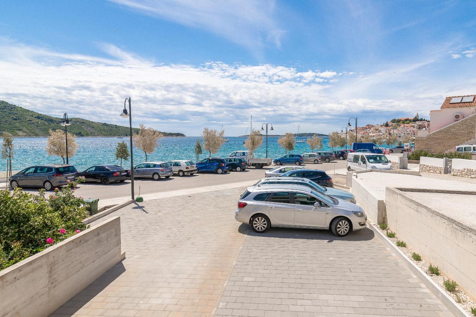 פרימוסטן Beachfront Apartments Villa Sisa מראה חיצוני תמונה
