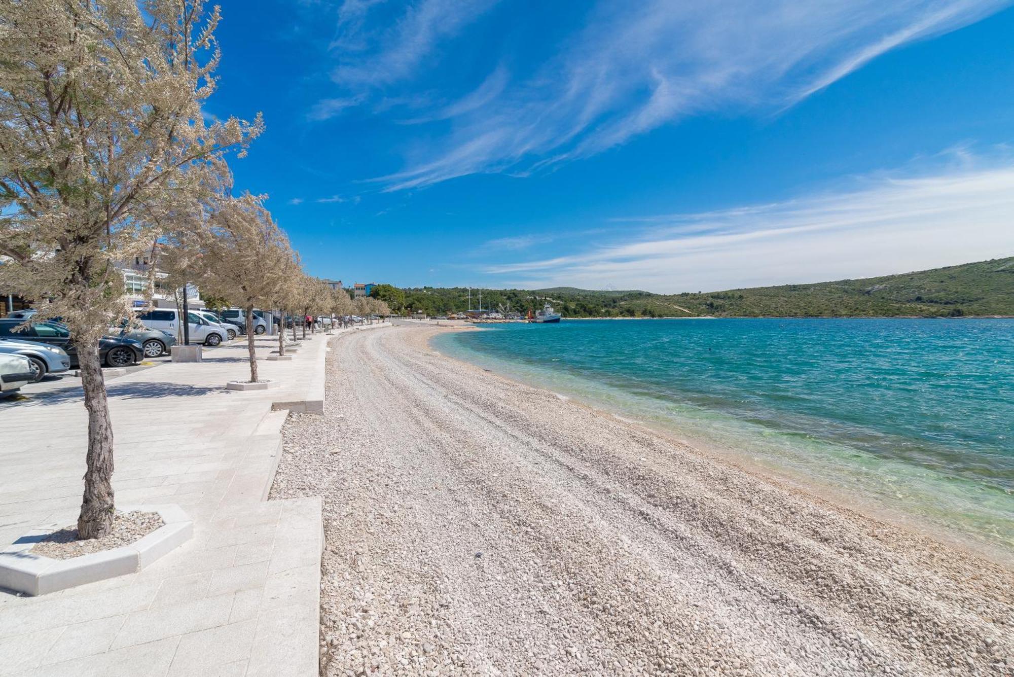 פרימוסטן Beachfront Apartments Villa Sisa מראה חיצוני תמונה