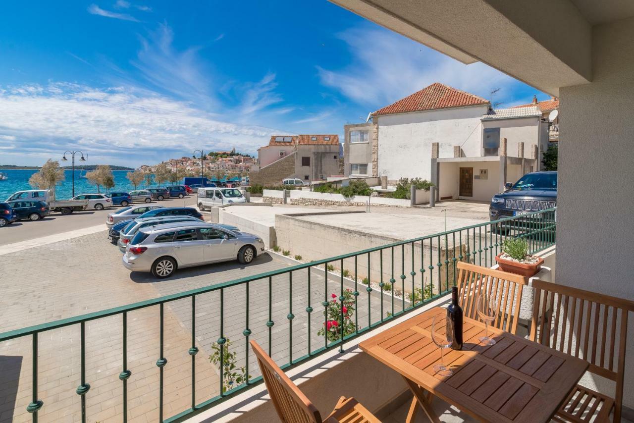 פרימוסטן Beachfront Apartments Villa Sisa מראה חיצוני תמונה