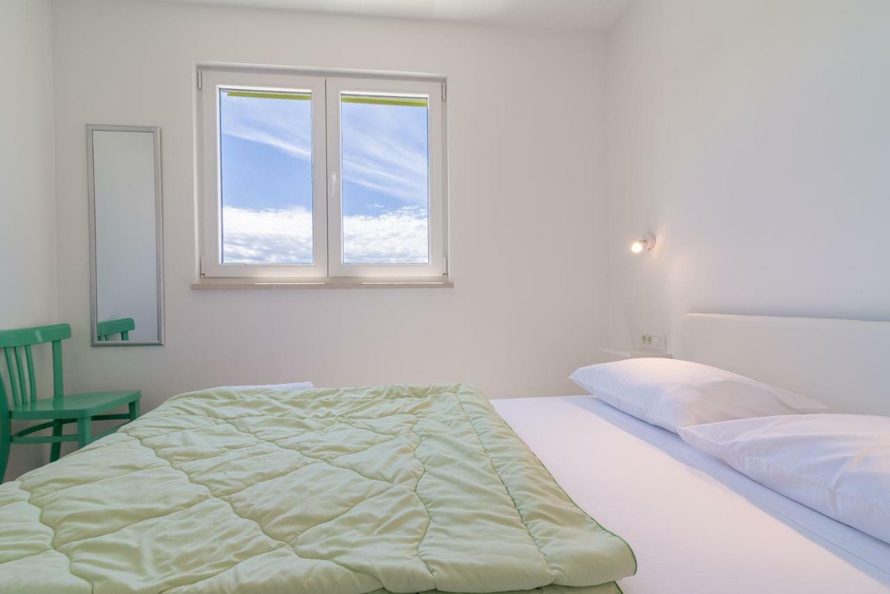 פרימוסטן Beachfront Apartments Villa Sisa מראה חיצוני תמונה