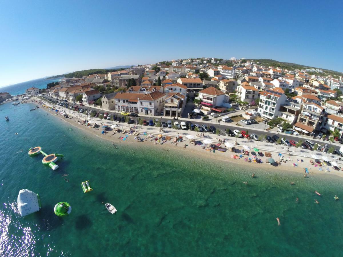 פרימוסטן Beachfront Apartments Villa Sisa מראה חיצוני תמונה
