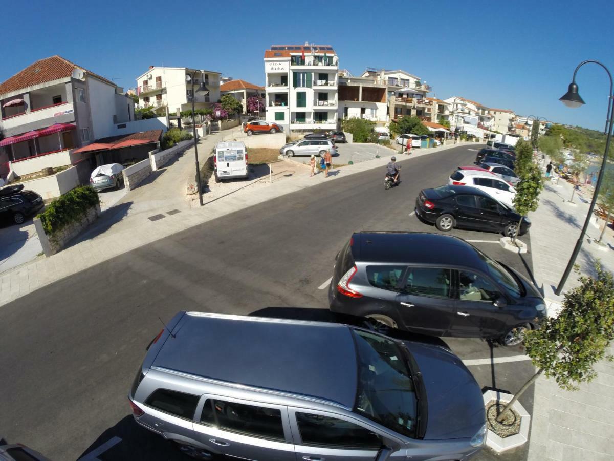 פרימוסטן Beachfront Apartments Villa Sisa מראה חיצוני תמונה